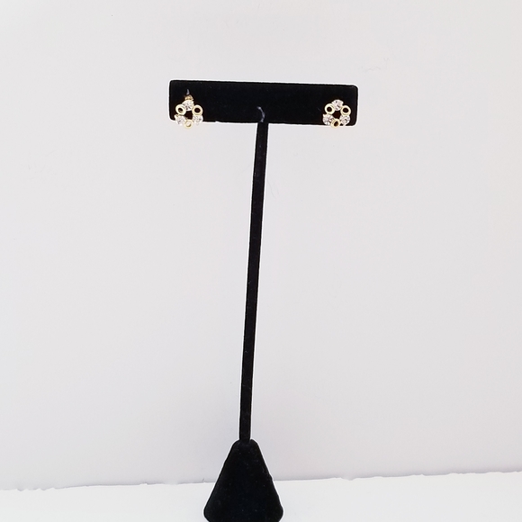 Flower Stud Earrings for LittleGirl's. 18K Gold Plated. New - Picture 4 of 5